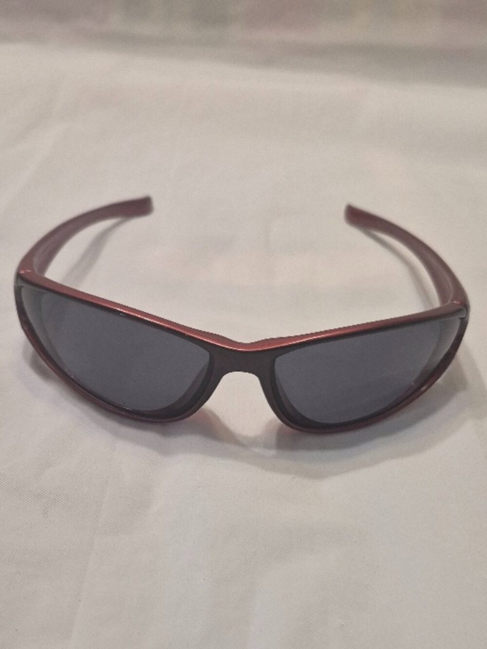 New Balance NBSUN376-1 Red Framed Sunglasses Black Lens Vintage 90's Style Wrap